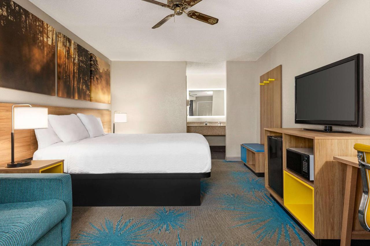 Days Inn By Wyndham Demopolis Esterno foto